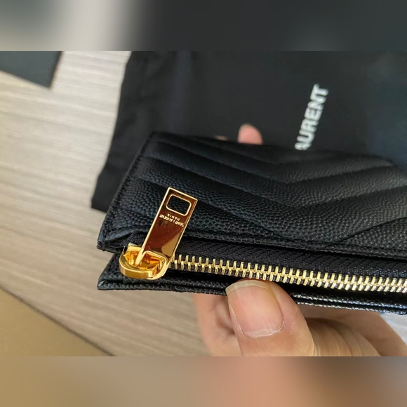 Yves Saint Laurent CASSANDRE MATELASSÉ bi-fold wallet in grain de poudre leather main image 1